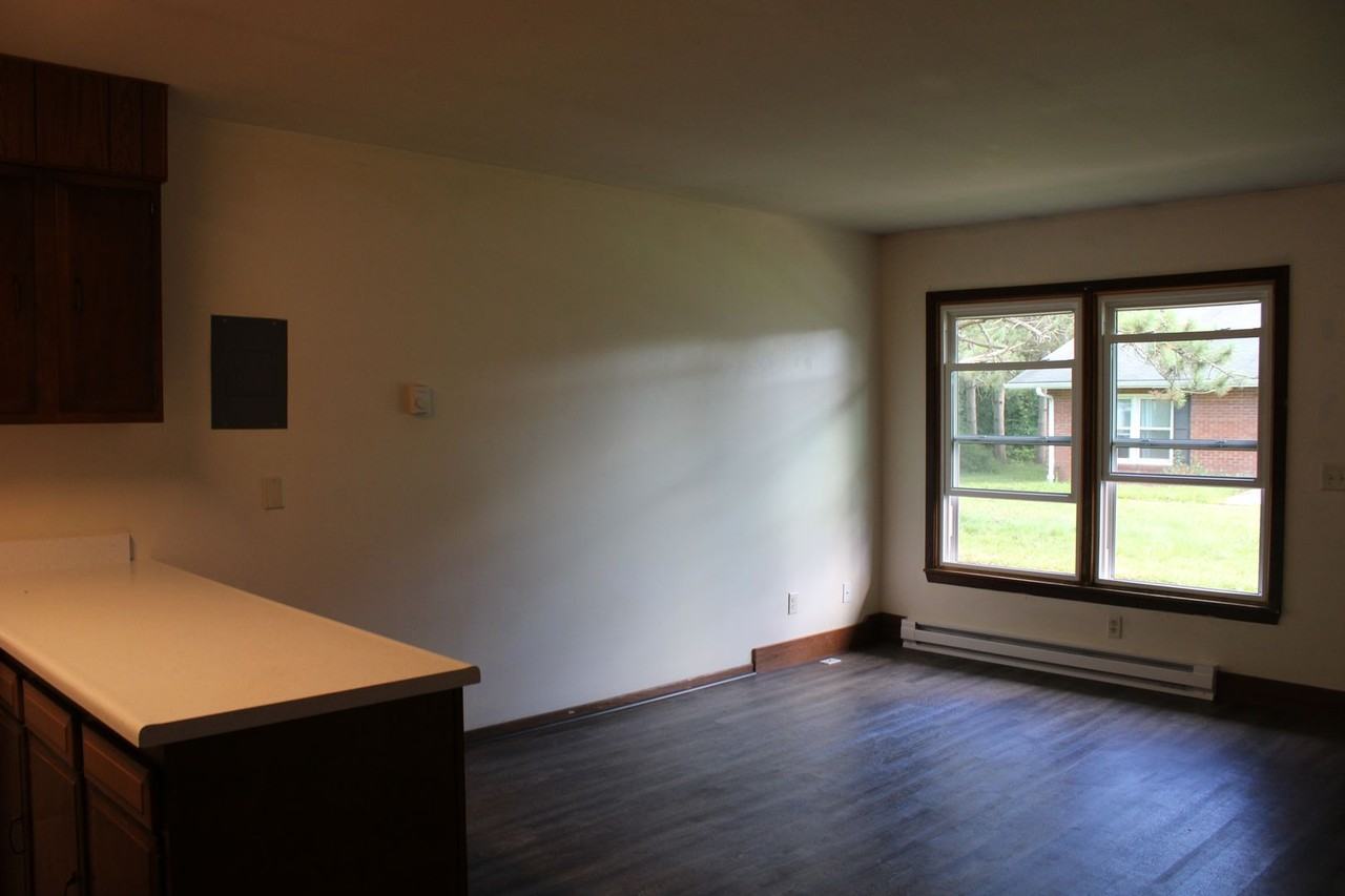 461 Grant - Photo 2 of 21