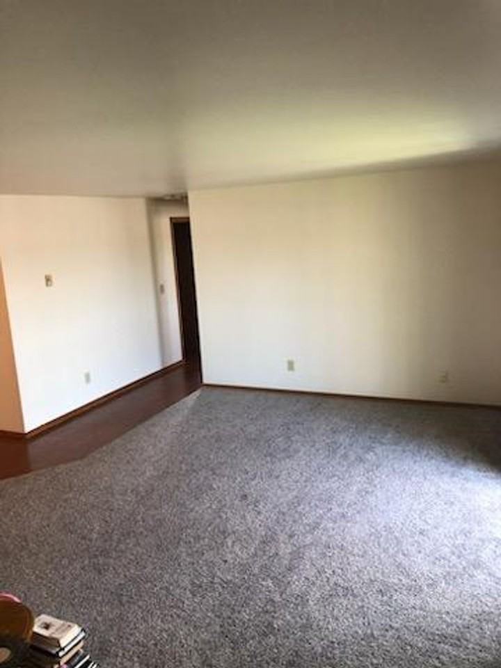 South Breeze Apartments-Kaukana - Photo 2 of 3