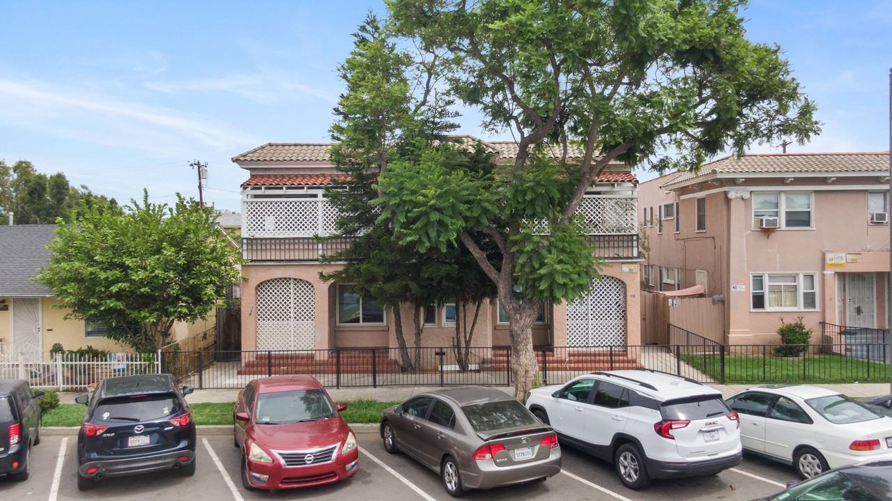 736-752 Olive Avenue - Photo 4 of 6