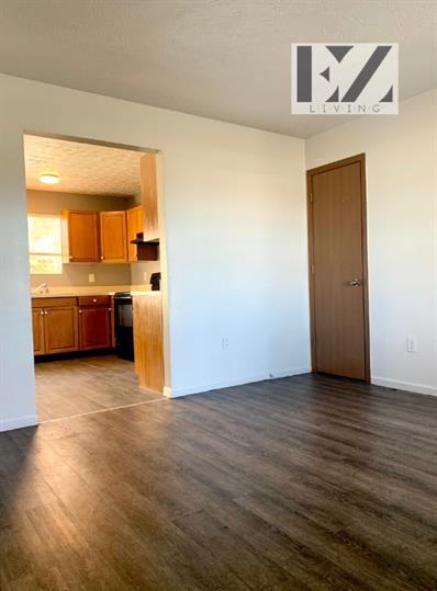 1800 East 42nd Street #1800F - Photo 2 of 8