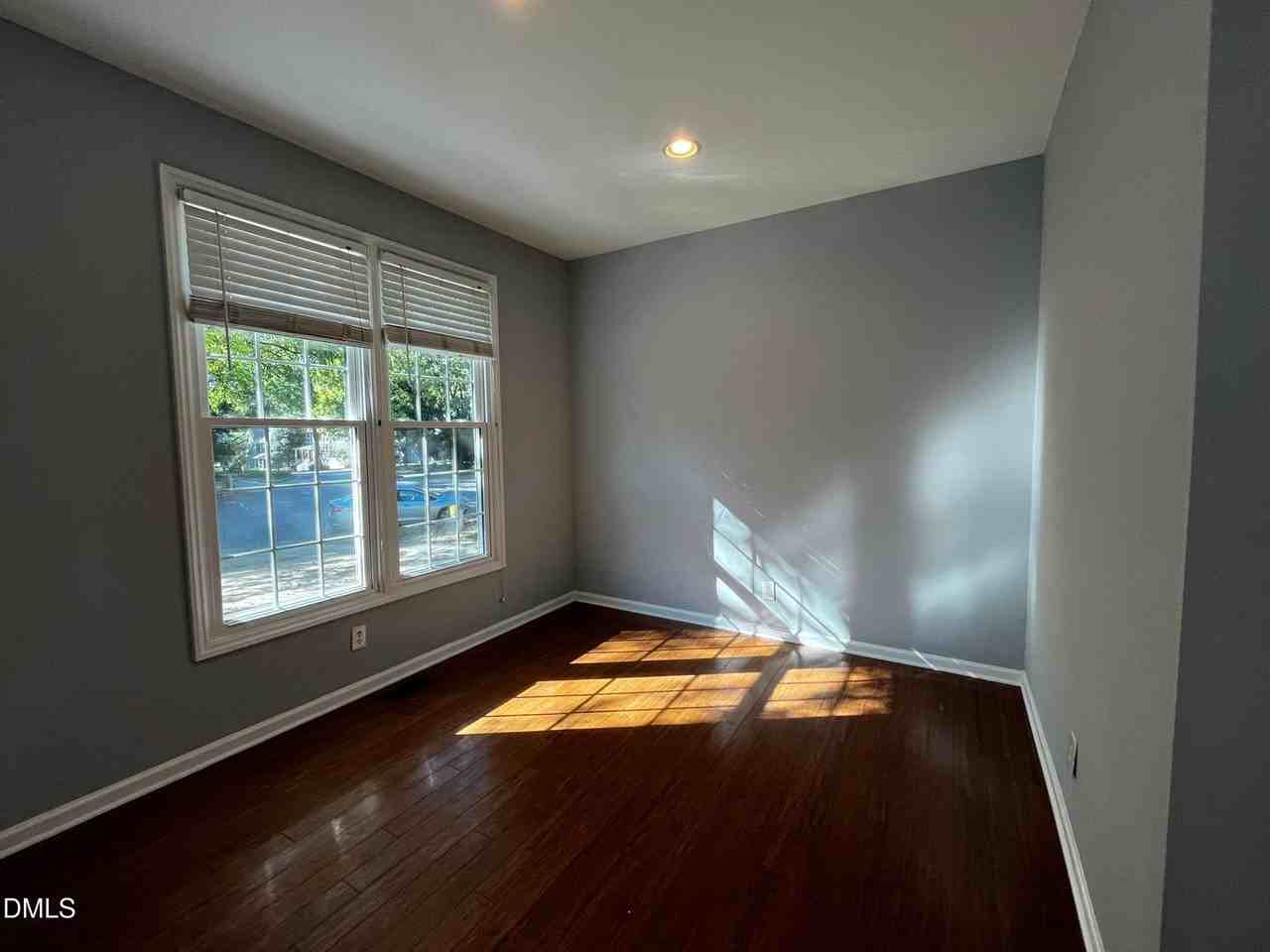 214 Castle Hayne Dr - Photo 2 of 16