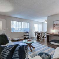 featured image of 3450 Maricopa St