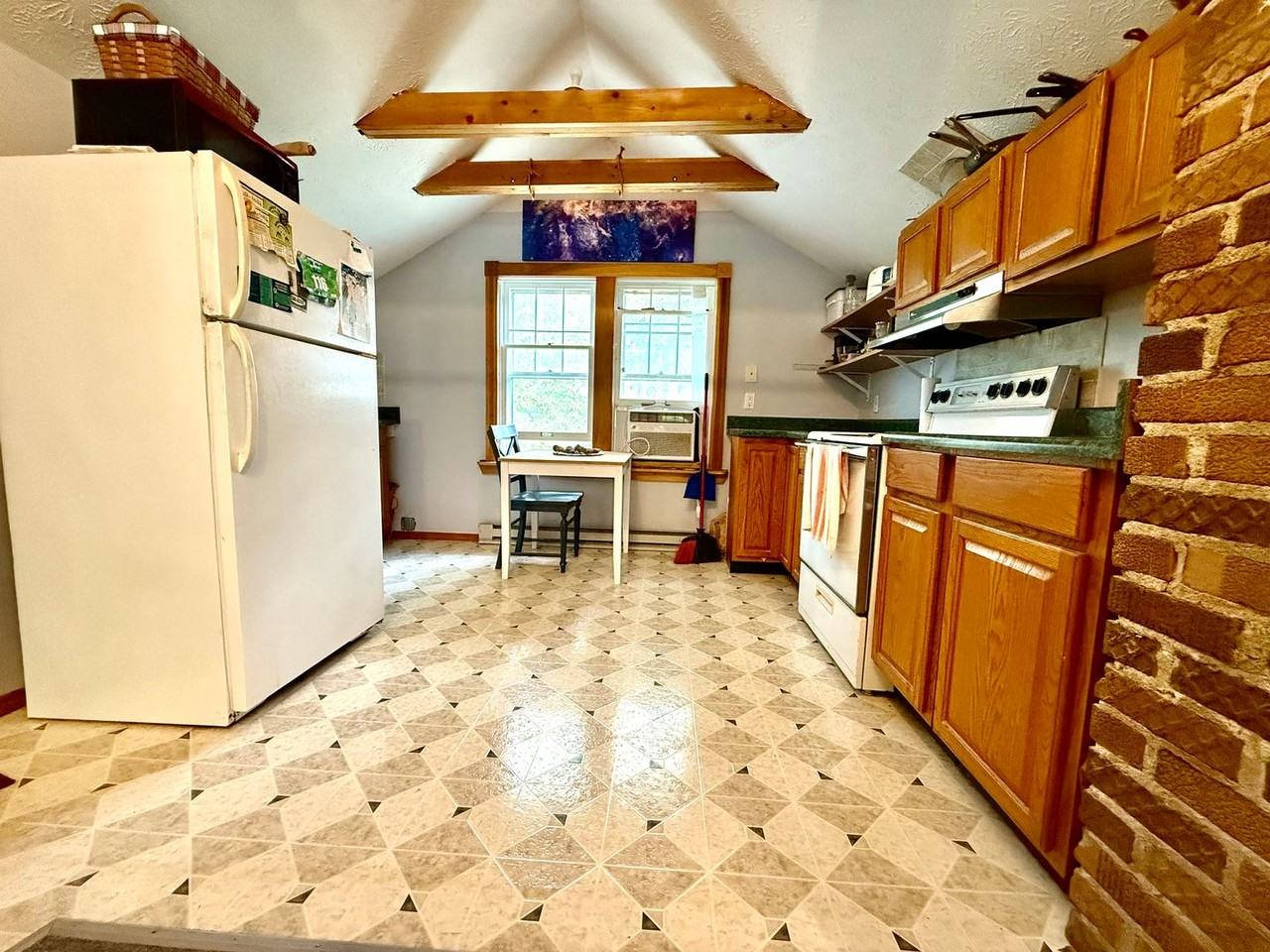 111 1/2 E Wylie St - Photo 5 of 13