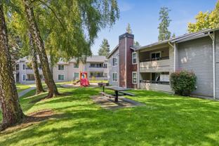 120 Se Everett Mall Way - Photo 1 of 1