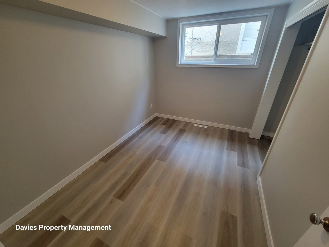 12734 87 St Nw Bsmt #BS - Photo 7 of 10