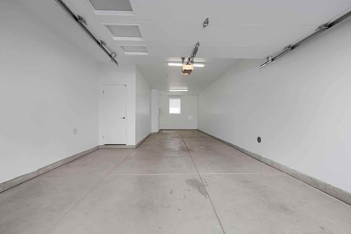 1001 18th St - Photo 3 of 49