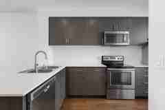 1001 18th St - Photo 1 of 1