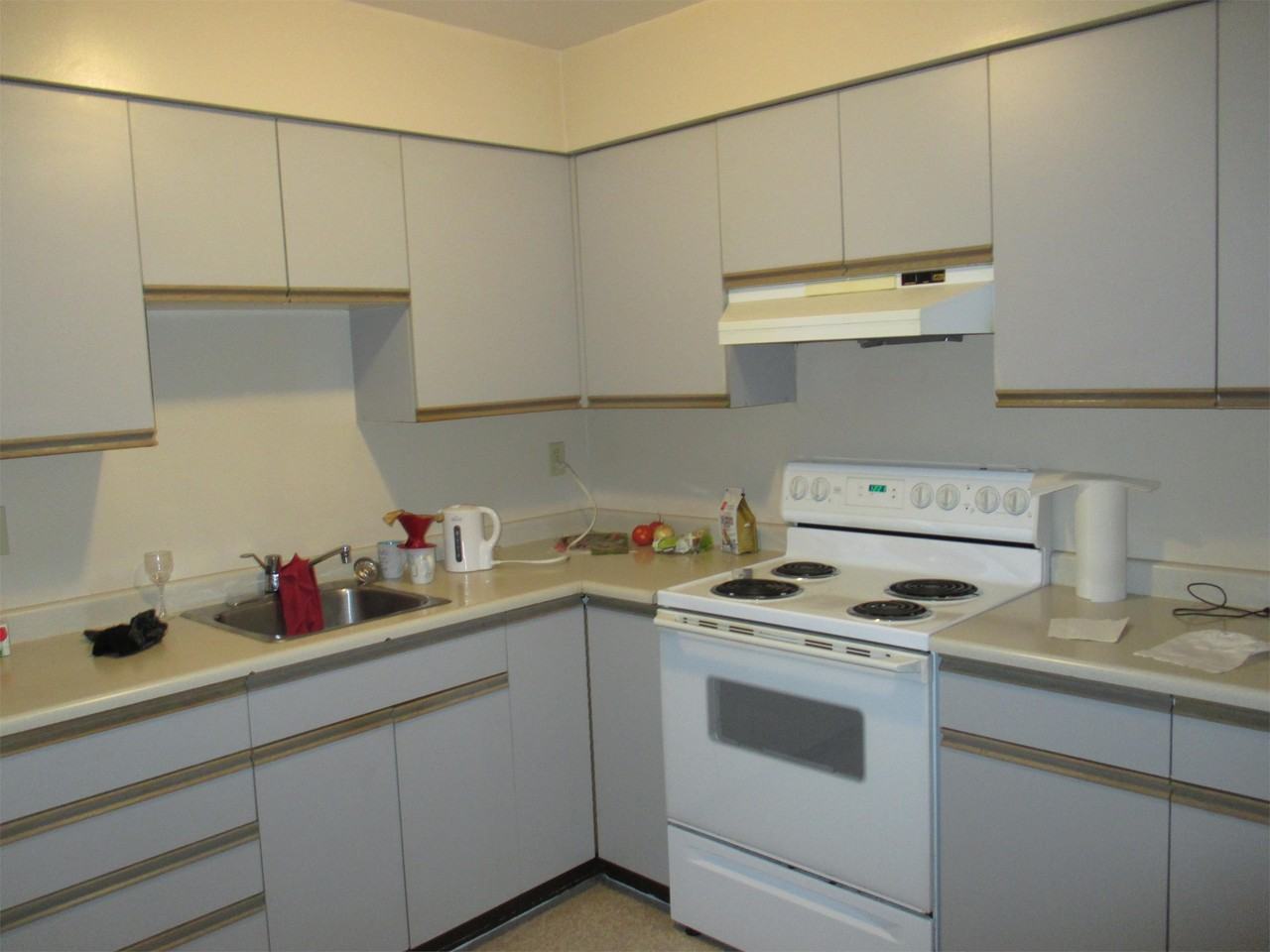 2500 Quadra St #204 - Photo 2 of 8