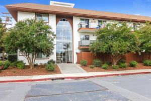 featured image of 2500 Lucy Ln