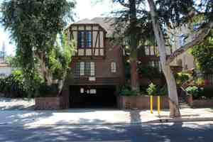 featured image of 14228 Dickens St