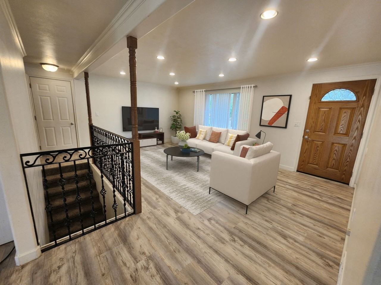 13521 E Heroy Ave - Photo 2 of 30