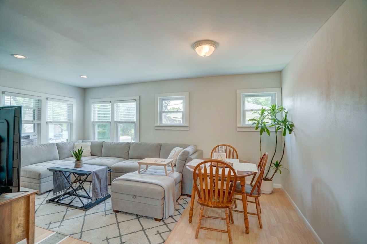 1606 Steensland Drive - Photo 6 of 21