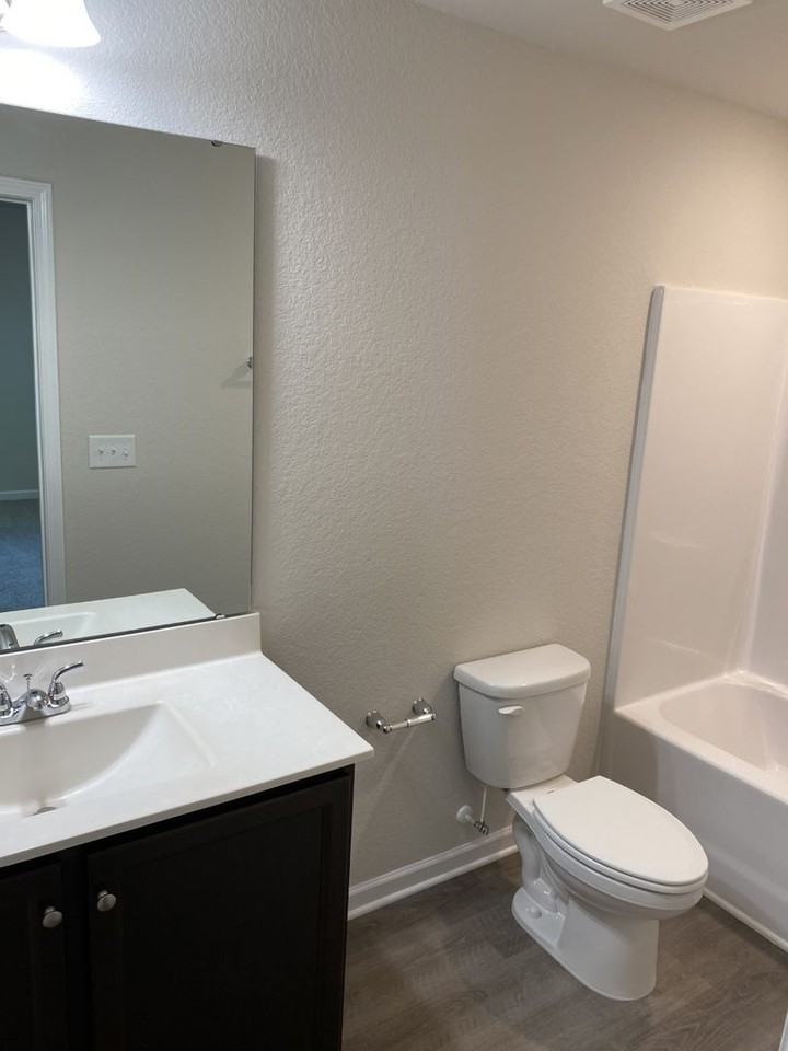 2021 Wiggins Village Drive - Photo 7 of 42