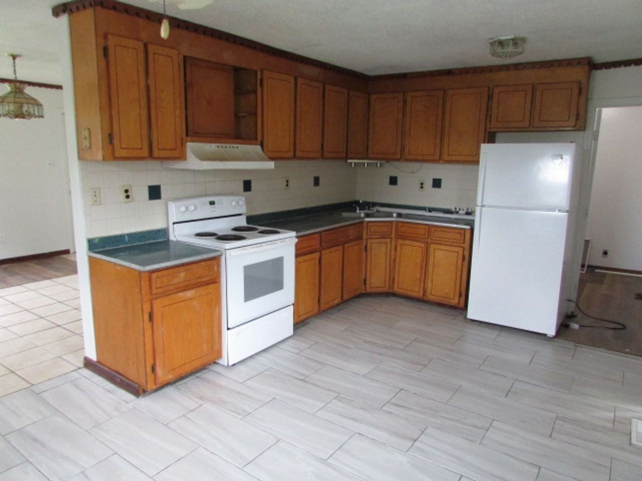 6165 Sammy Swamp Rd - Photo 3 of 9