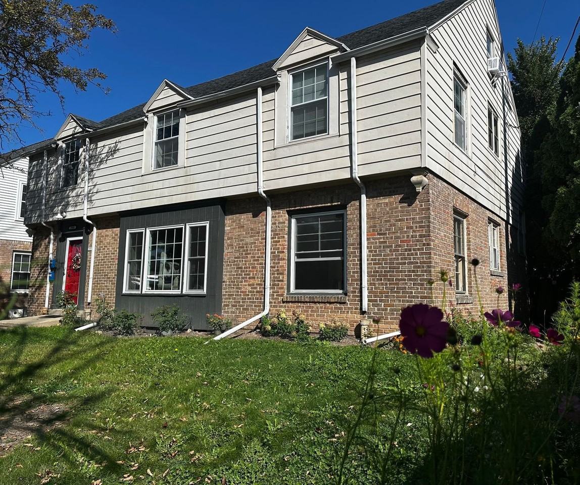 3950 North Downer Avenue - Photo 2 of 24
