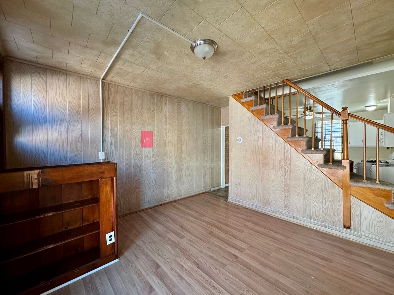 3413 Leverton Ave - Photo 4 of 15