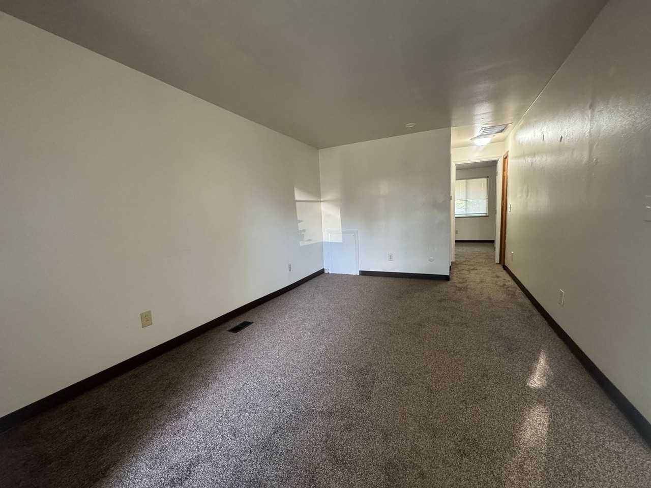 TIKI - 4563-4569 Croftshire Dr. - Photo 2 of 16