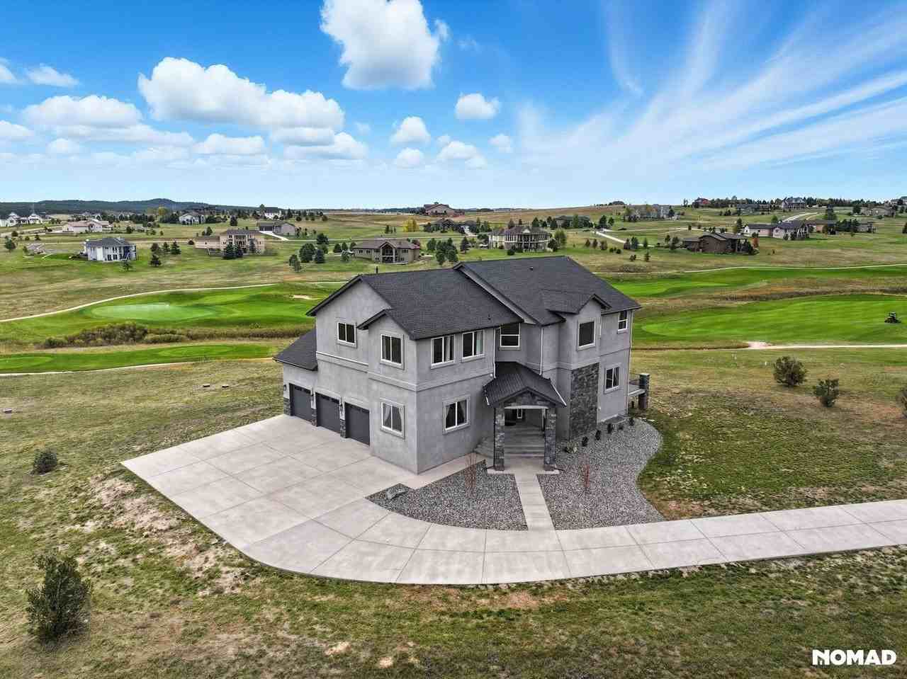 19887 Kershaw Ct - Photo 2 of 40