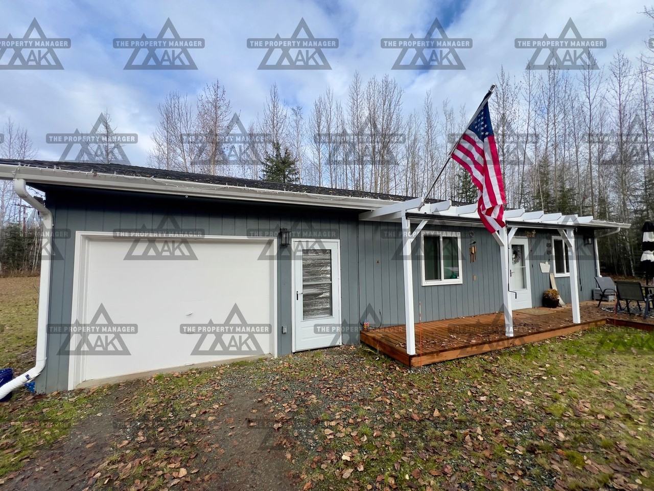 4456 Moose Creek Avenue - Photo 2 of 14