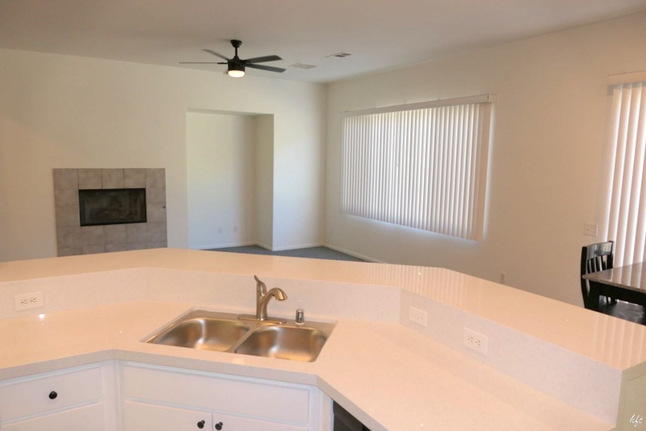 13402 Mountain Top Dr - Photo 3 of 24