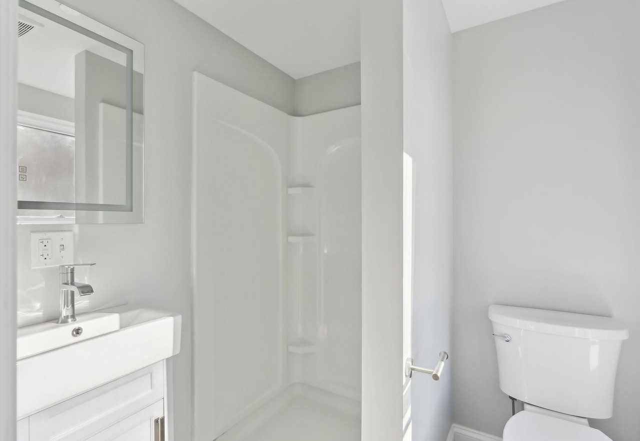610 Congress St - Photo 6 of 8