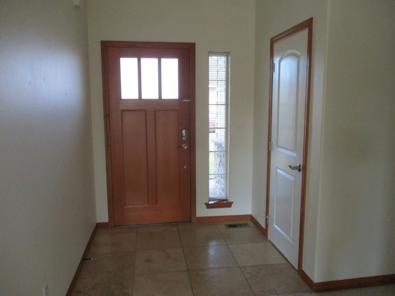 330 Kathleen Place - Photo 2 of 27