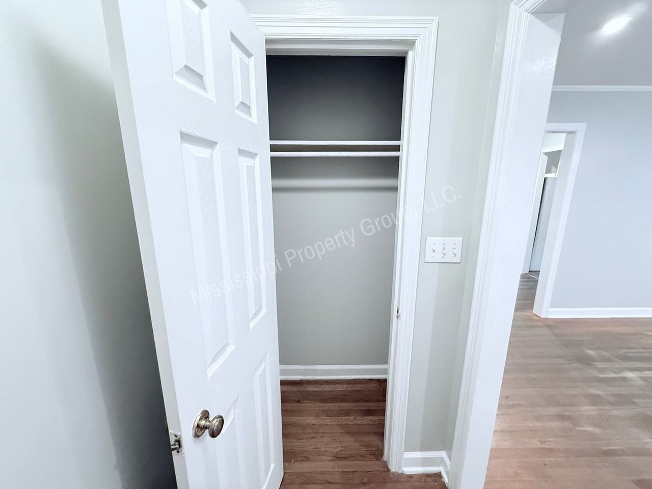 604 S 18th St - Photo 3 of 26