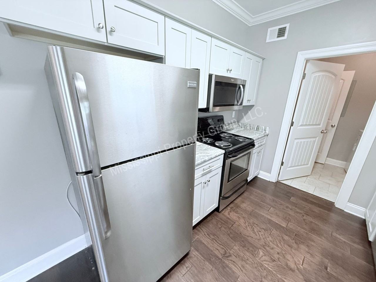 514 Fifer Cir - Photo 7 of 31