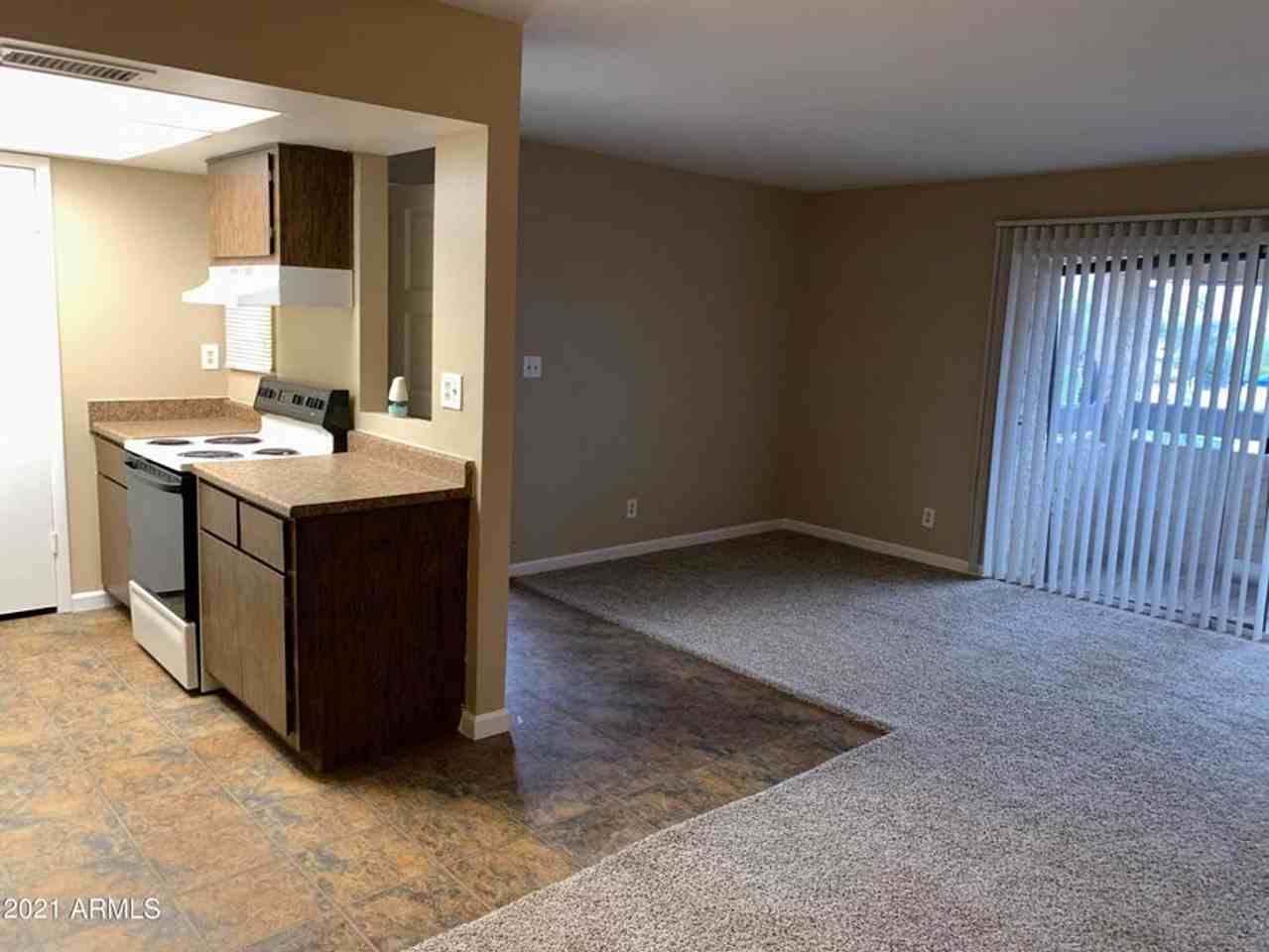 2217 E Cactus Rd #4 - Photo 7 of 15