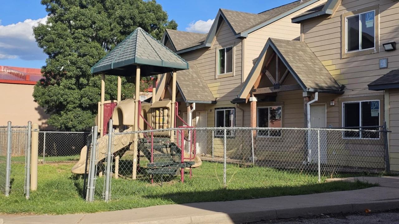 Parkside Apartments - Photo 2 of 4