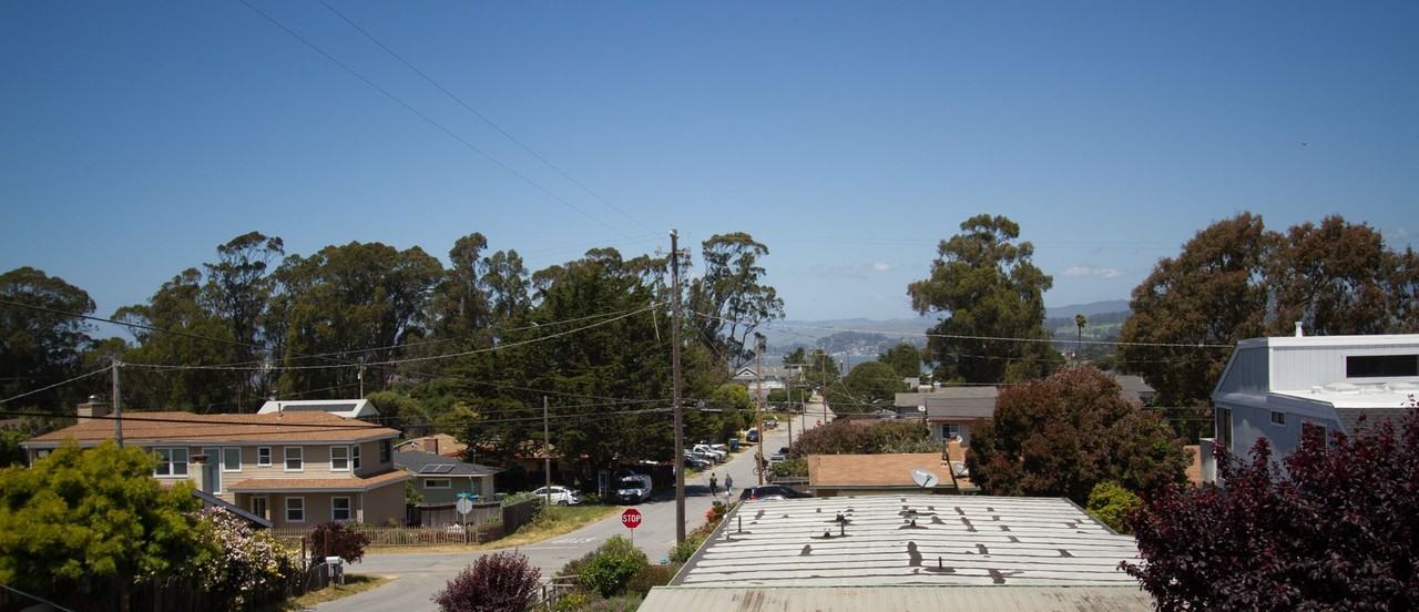 1924 Fearn Ave - Photo 4 of 12