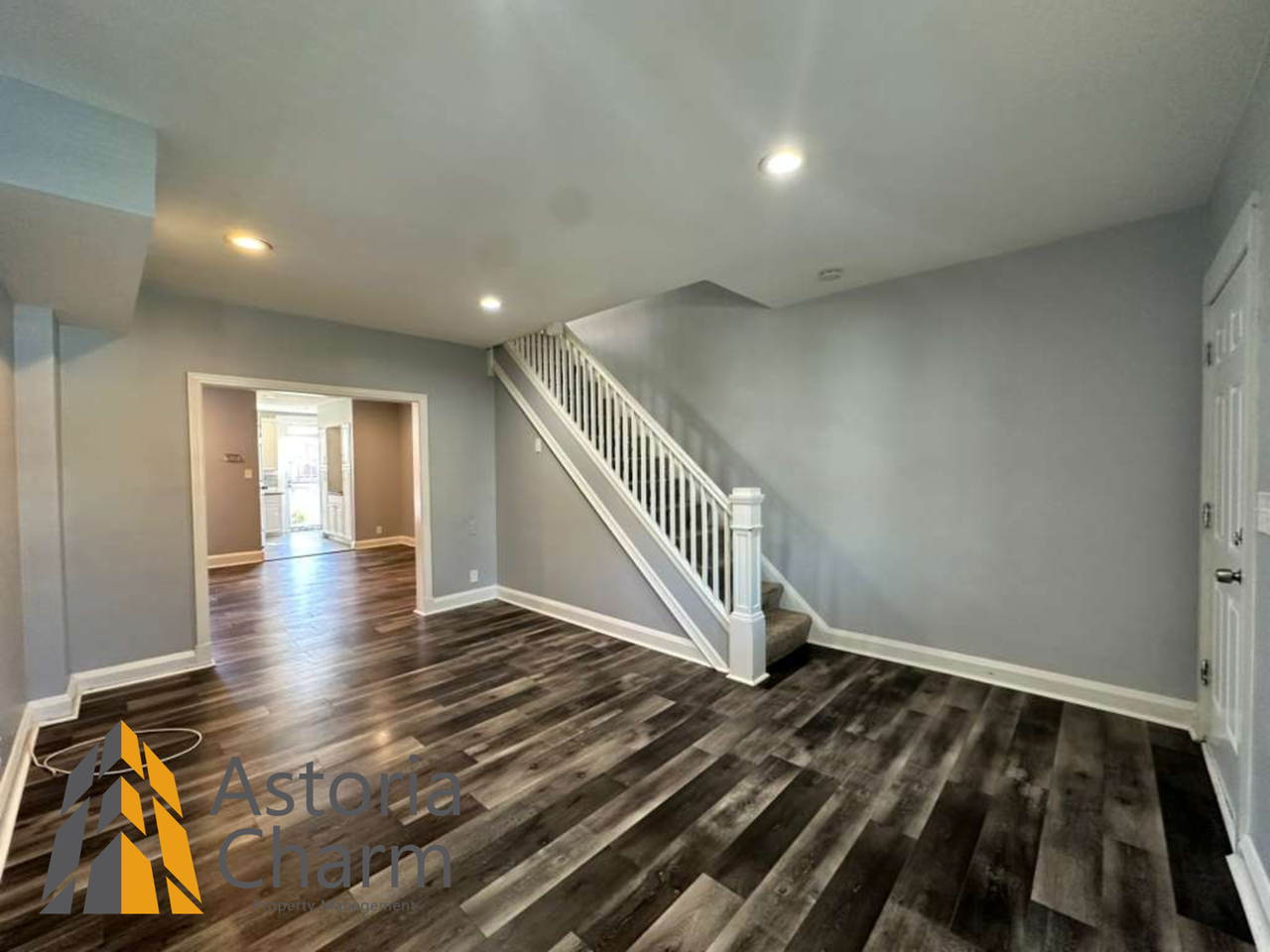 4023 Woodridge Rd - Photo 6 of 42