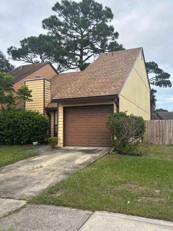 11647 Fort Caroline Lakes Dr - Photo 3 of 28
