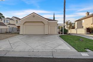2380 Wayfarer Dr - Photo 1 of 1