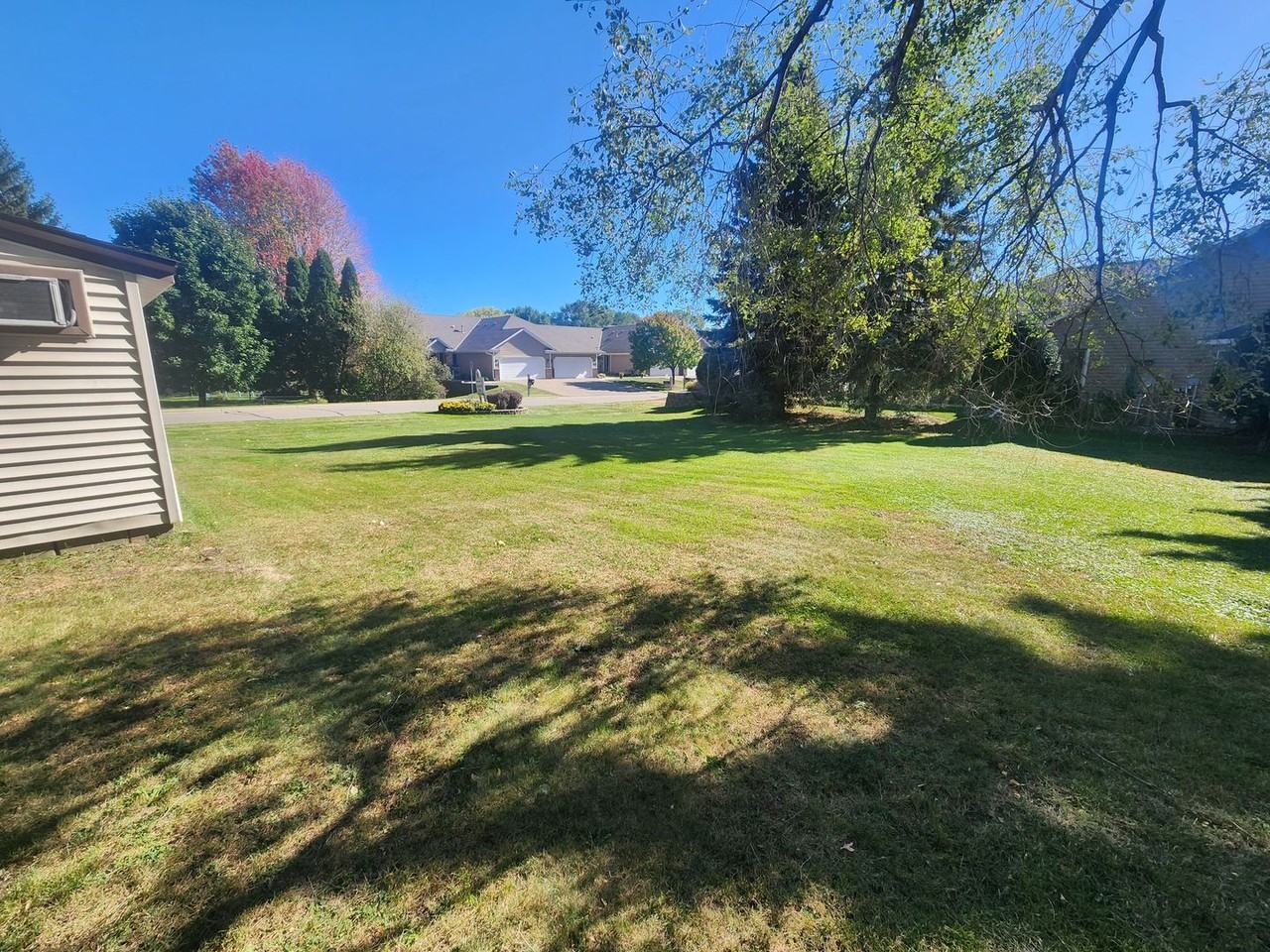 716 County Road C W - Photo 2 of 17