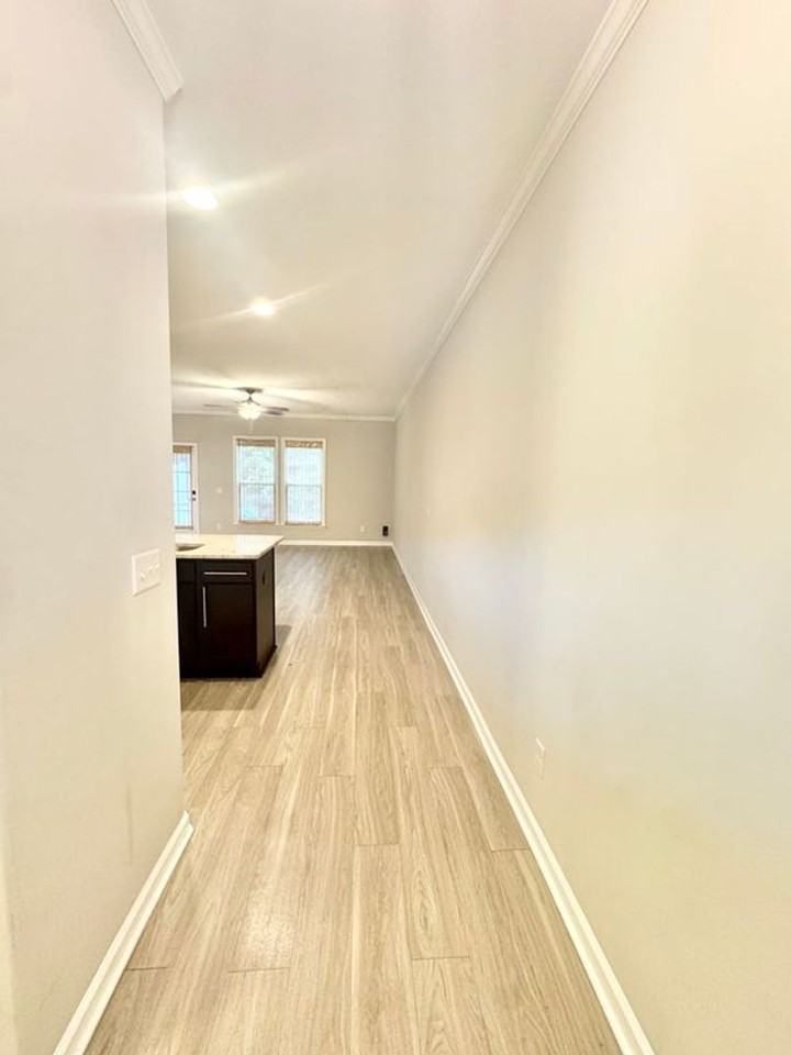 336 Sonoma Dr - Photo 4 of 26