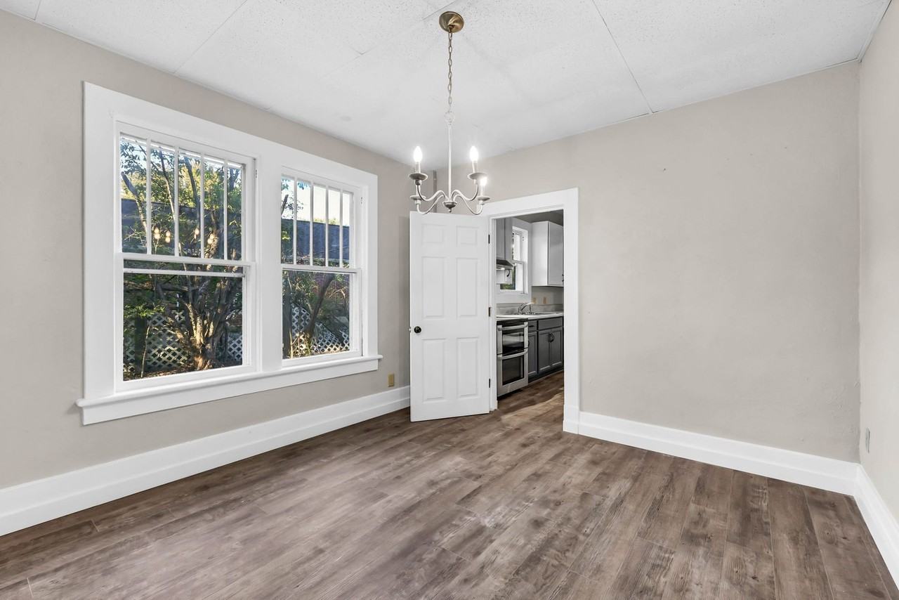 615 Greenwood Ave - Photo 6 of 17