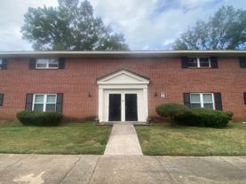 601 Riverhill Cir - Photo 1 of 1
