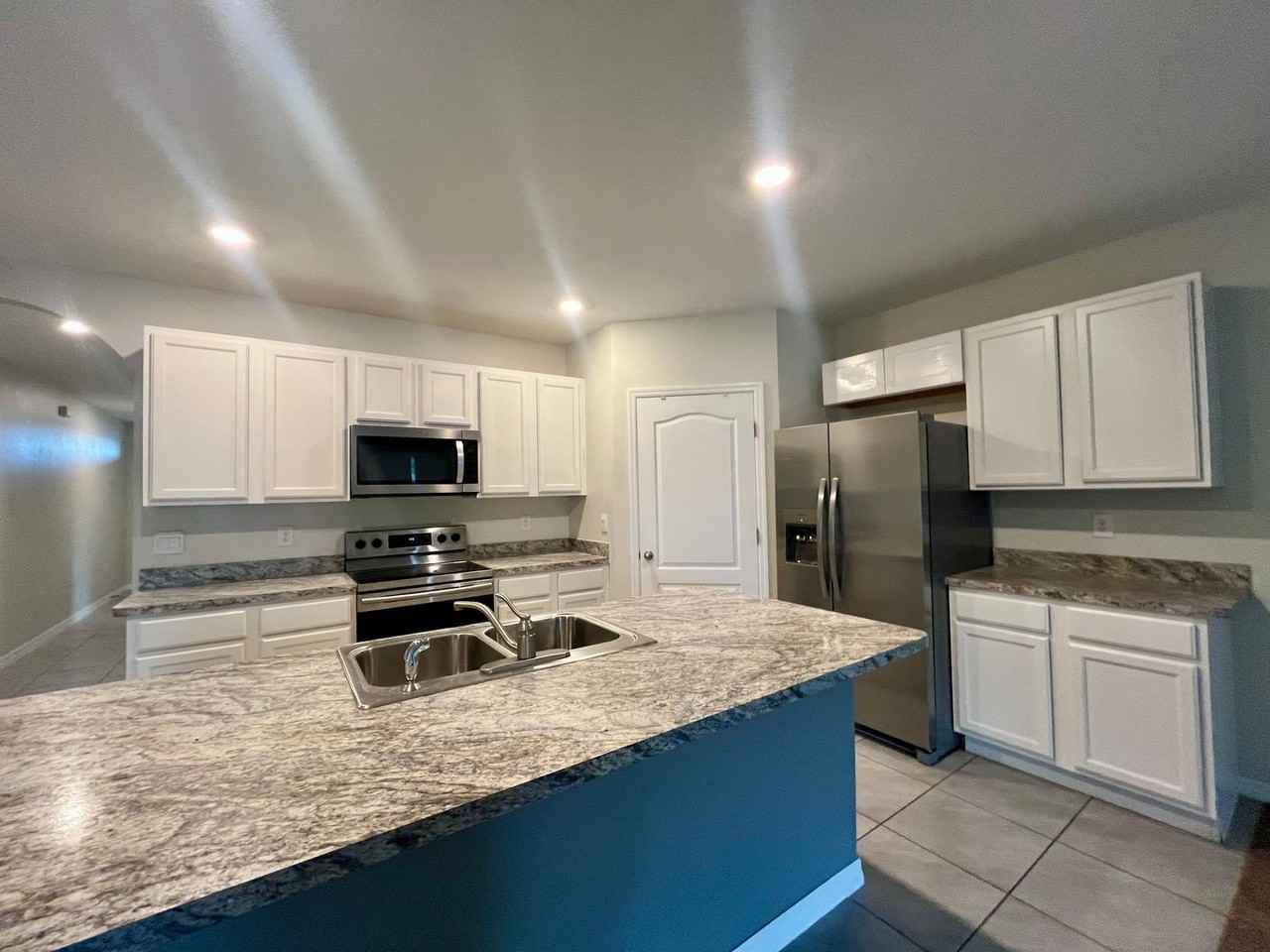 531 Auburn Grove Ter - Photo 7 of 26