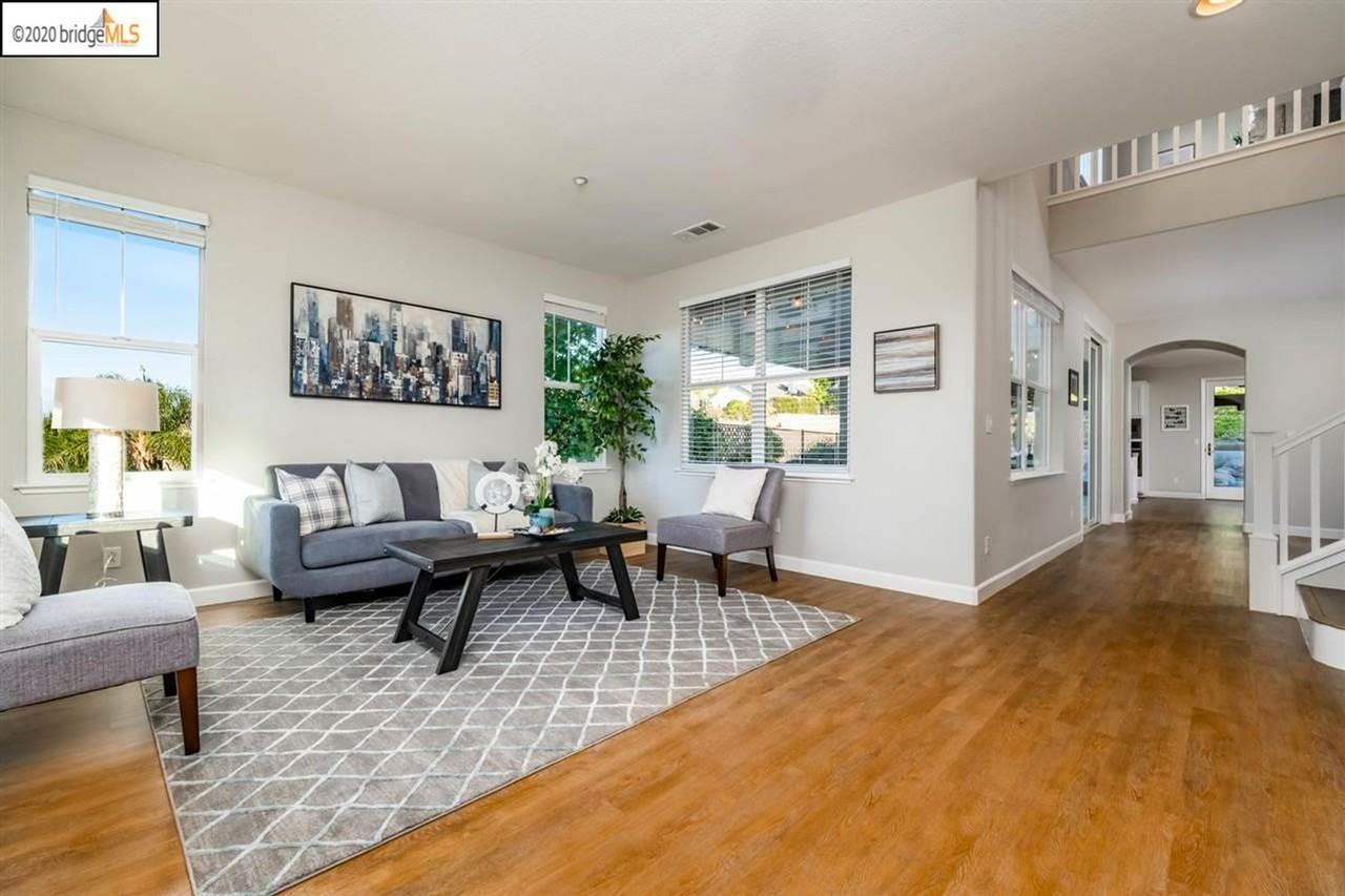 2700 St Regis Ave - Photo 2 of 17