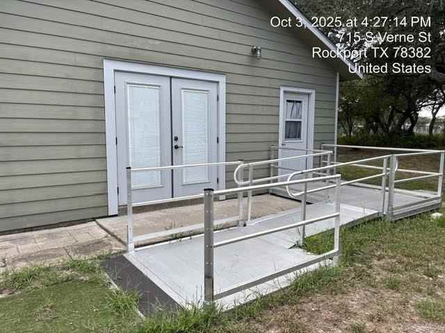 715 S Verne St - Photo 3 of 35