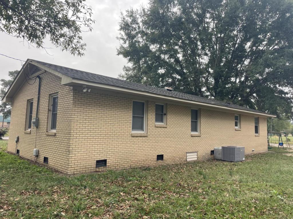 305 Gough St - Photo 4 of 25