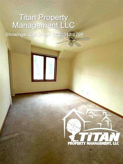 28 E 11th St #2 - Photo 4 of 6