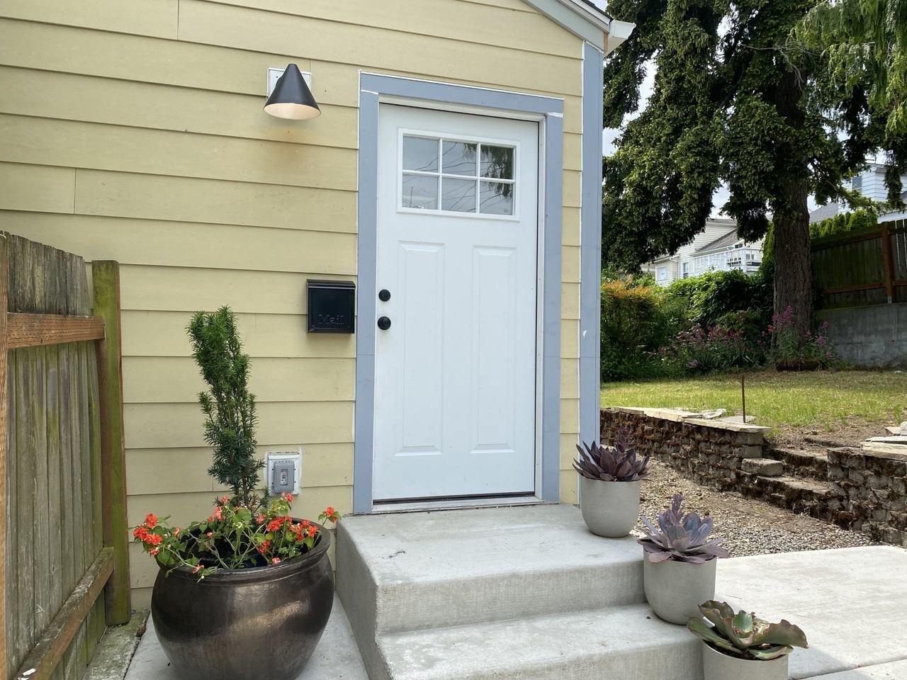 4001 34th Ave Sw #A - Photo 3 of 11