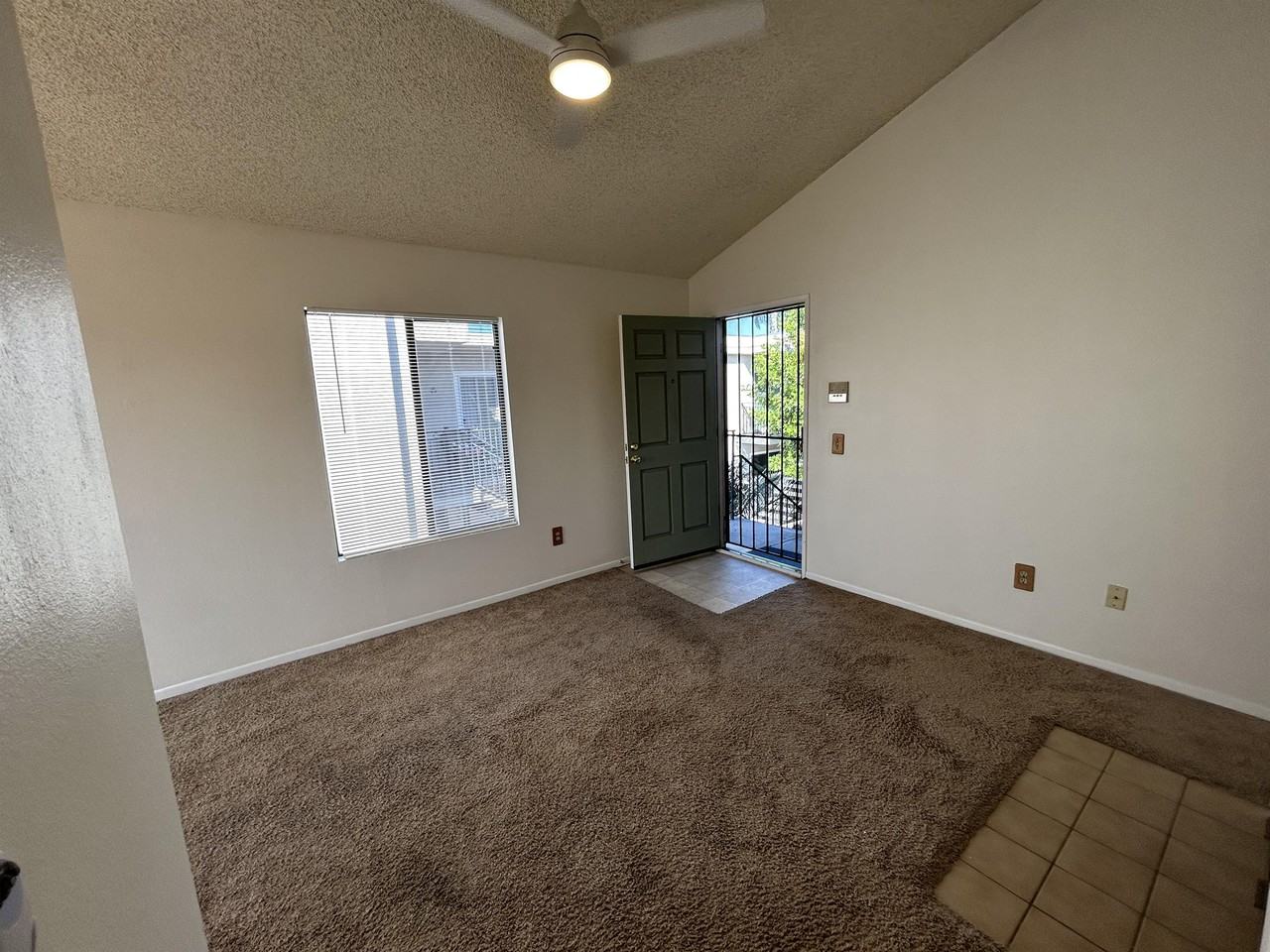 4576 Hawley Blvd #8 - Photo 6 of 11