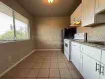 803 Laurel St #7 - Photo 1 of 1