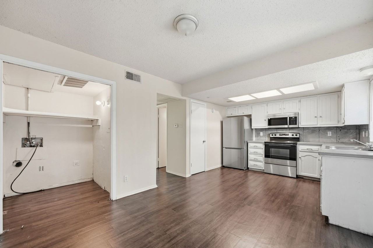 314 Candlewood Lane - Photo 7 of 27