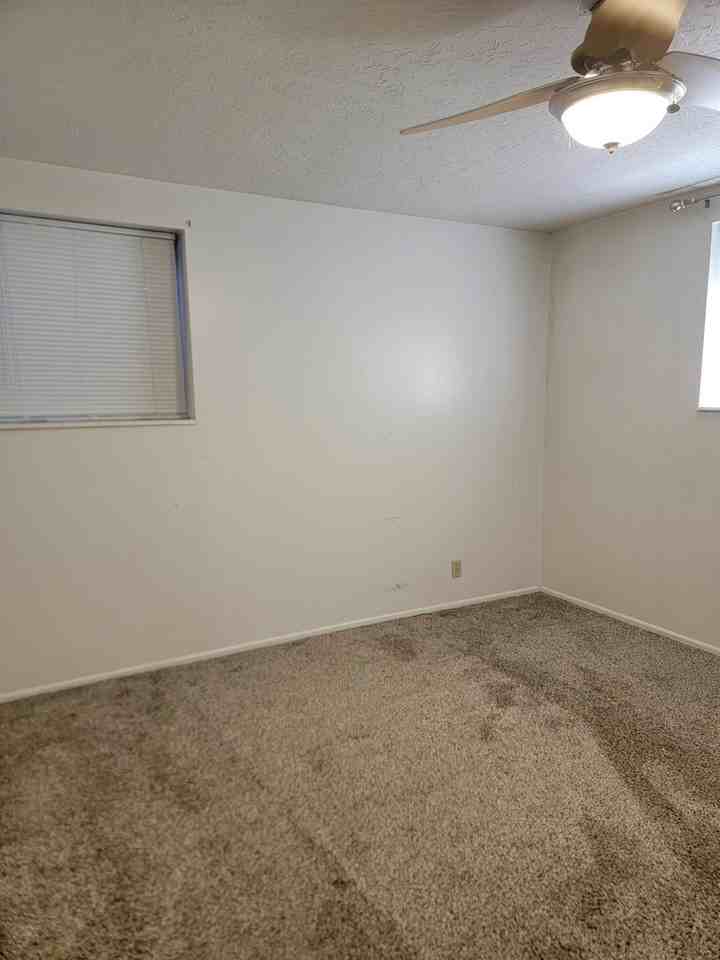 5260 Sw - Photo 3 of 41