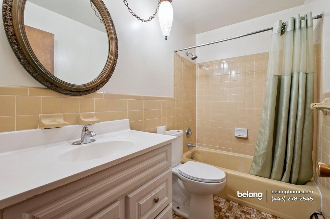 606 Kings Ln - Photo 6 of 20