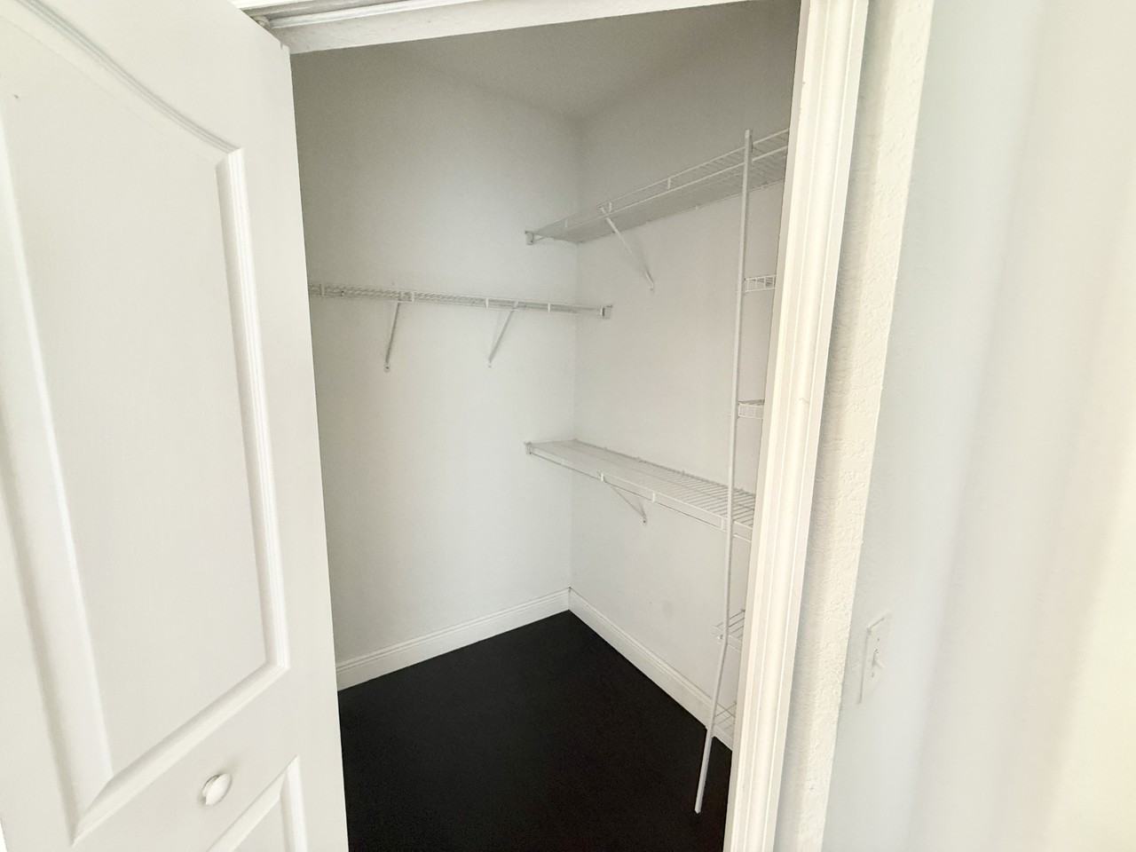 6171 Metrowest Blvd #206 - Photo 5 of 12